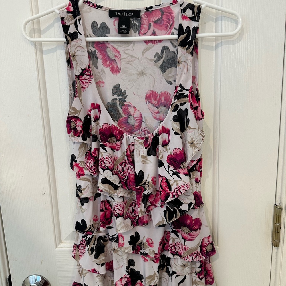 White House Black Market XS top